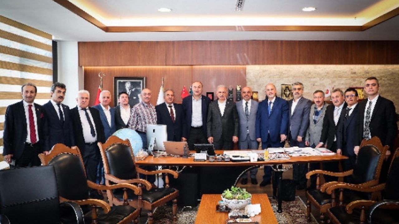 İsmet Yıldırım ESSİAD Yönetimini Makamında Ağırladı