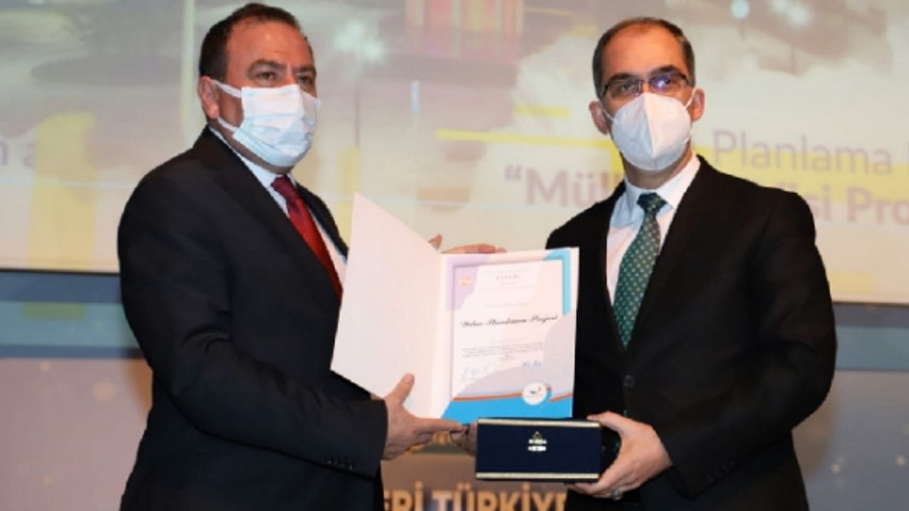 Sultanbeyli Belediyesi Örnek Projeleriyle Ödül Aldı