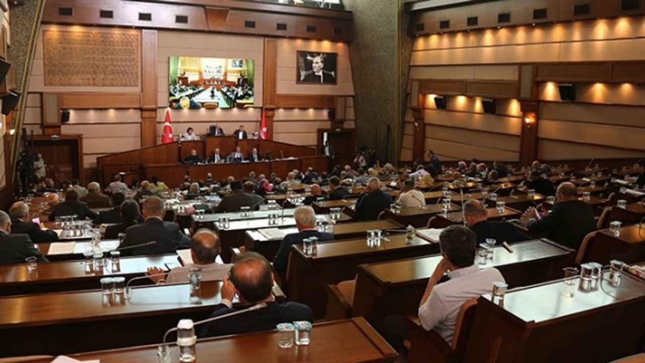 İstanbul'da 13 belediye, ek bütçe yaptı