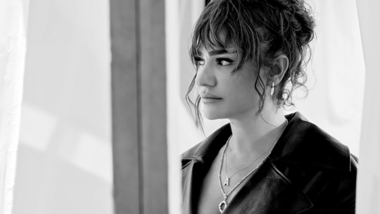 DERYA BEDAVACI’DAN YENİ HİT: "SENİ SEVEN KİMDİ" ŞİMDİ YAYINDA!