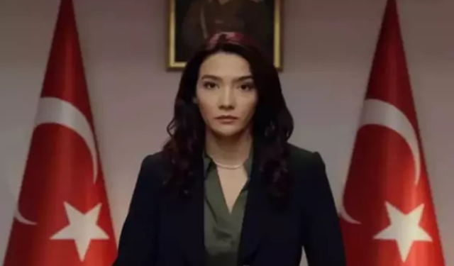TRT'nin Teşkilat dizisinden çıkarılan Aybüke Pusat’ bir kötü haber daha! Tiyatro oyunu iptal edildi