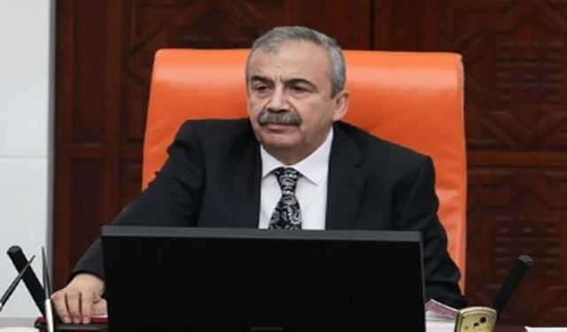Ülkücüler Sırrı Süreyya Önder’e kan vermek için hastaneye koşmuş
