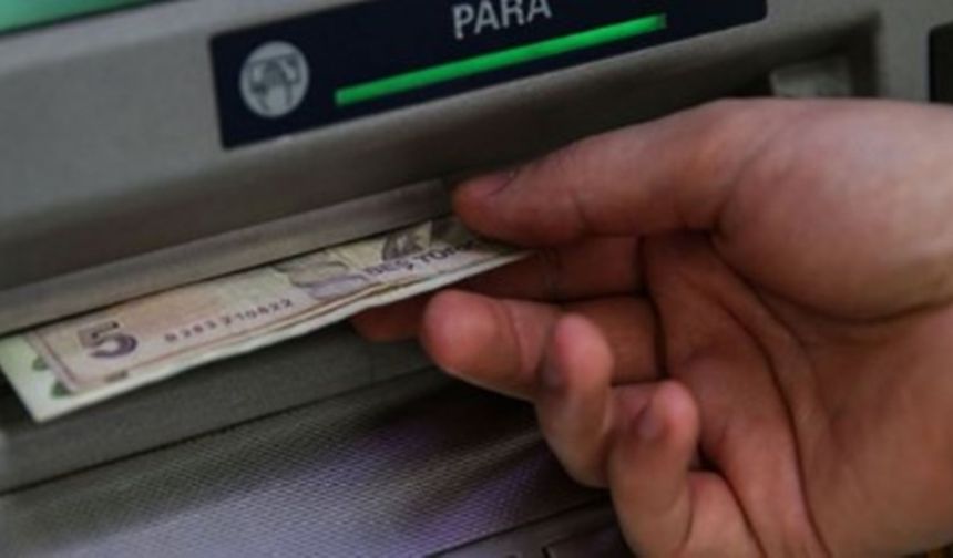Emekliye erken bayram müjdesi! O tarihte hesaplarınızı kontrol edin