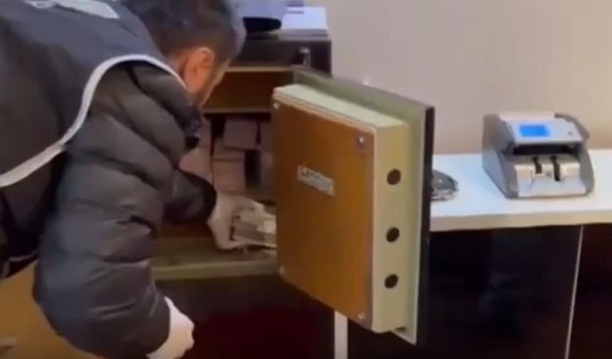 İBB operasyonunda ele geçirilenler; Para kasaları, fişekler...