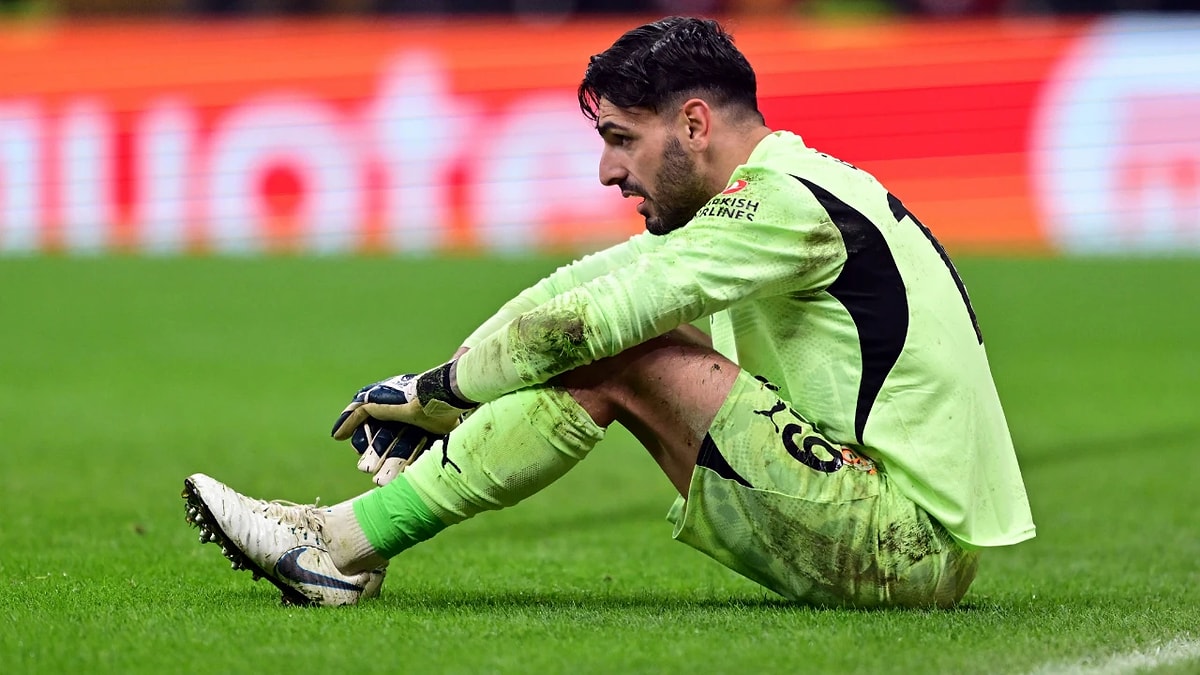 Okan Buruk Kararini Verdi Derbide Kalede Muslera Mi Gunay Mi Olacak 2